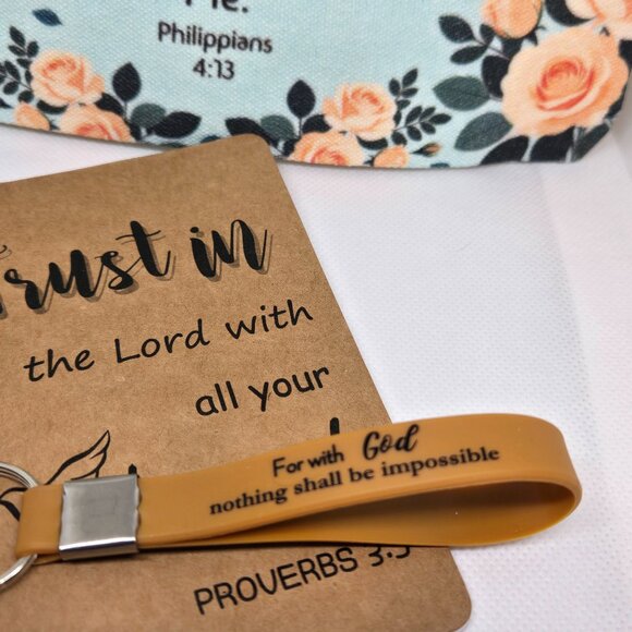 NEW INSPIRATIONAL FAITH CANVAS POUCH, NOTEPAD, PEN, BOOKMARK & KEYCHAIN GIFT SET - Picture 4 of 10
